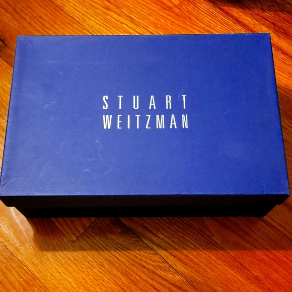 Stuart Weitzman! Authentic in original box. - Picture 4 of 12